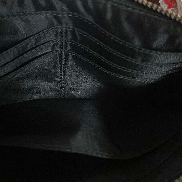 Coach Signature Wallet - Picture 4 of 4